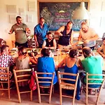 Assisi Hostel *