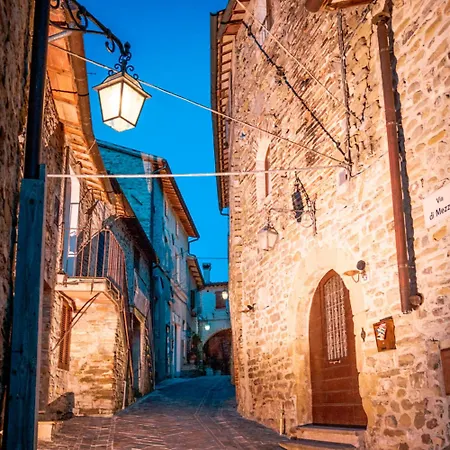 Assisi Albergue *